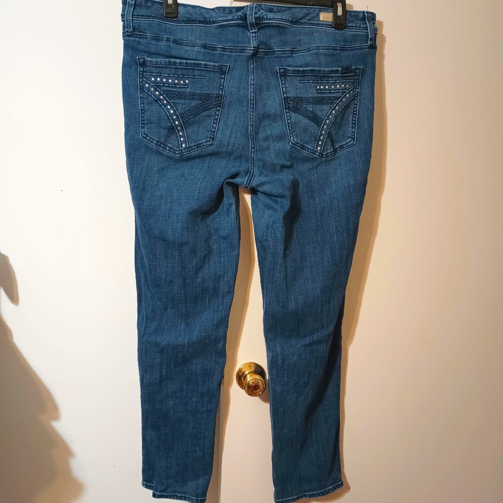 VGUC ~Seven 7 Blue Denim Jeans with Embellishments on the Back Pockets (Size 20)